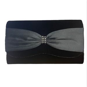 La Regale evening bag, NEW WITH TAGS